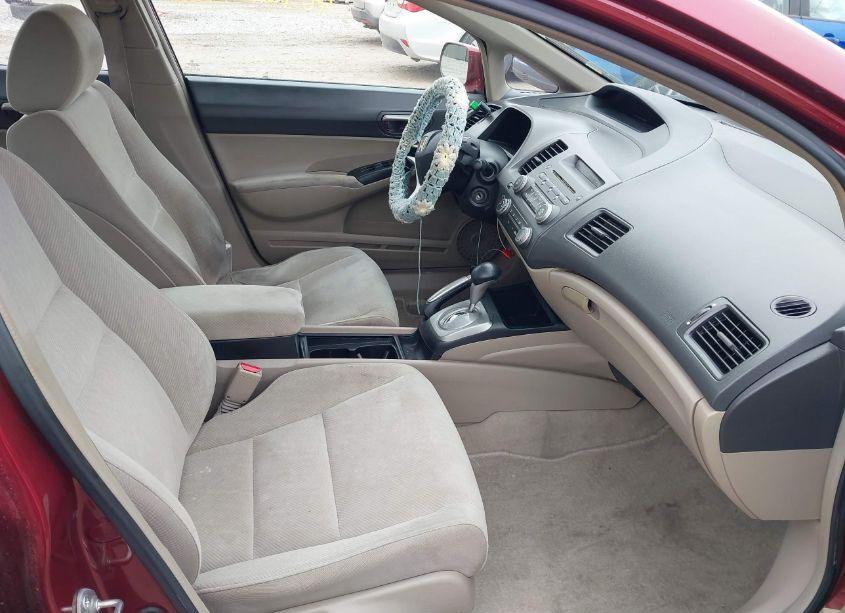 Photo 5 of 2010 Honda Civic LX (VIN 19XFA1F52AE005922)