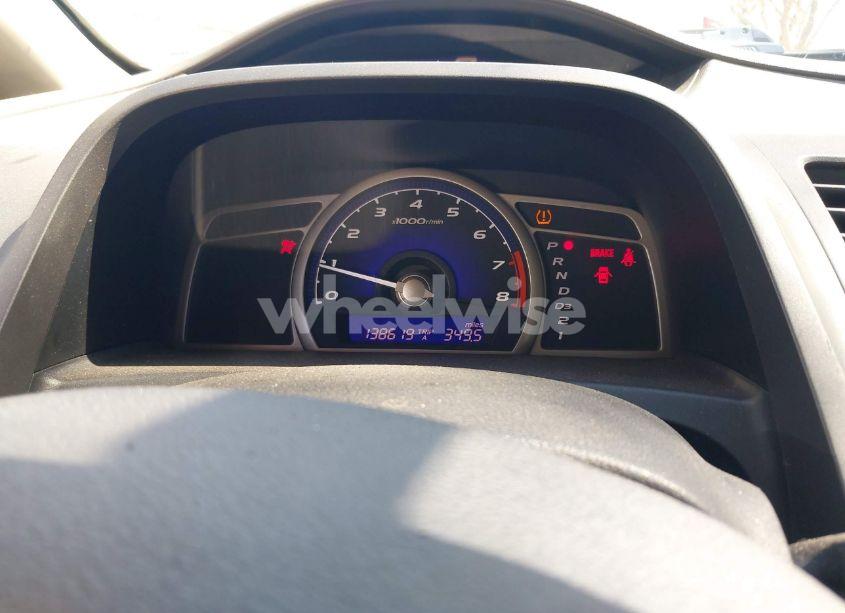 Photo 7 of 2010 Honda Civic LX (VIN 19XFA1F52AE013910)