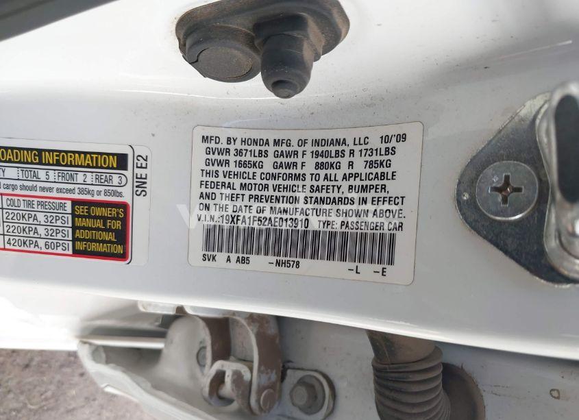 Photo 9 of 2010 Honda Civic LX (VIN 19XFA1F52AE013910)