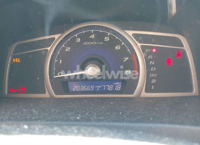 Photo 7 of 2010 Honda Civic LX (VIN 19XFA1F52AE077655)
