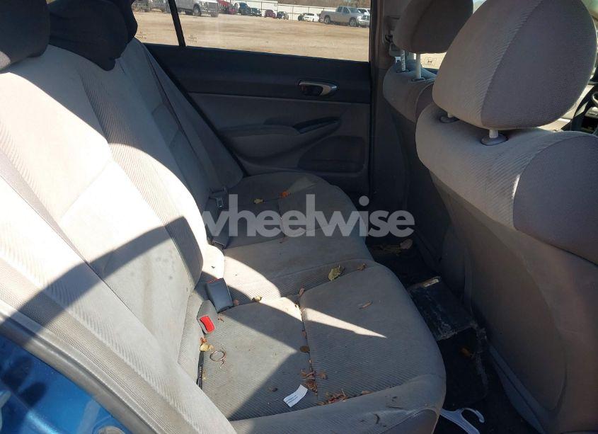 Photo 8 of 2010 Honda Civic LX (VIN 19XFA1F52AE077655)