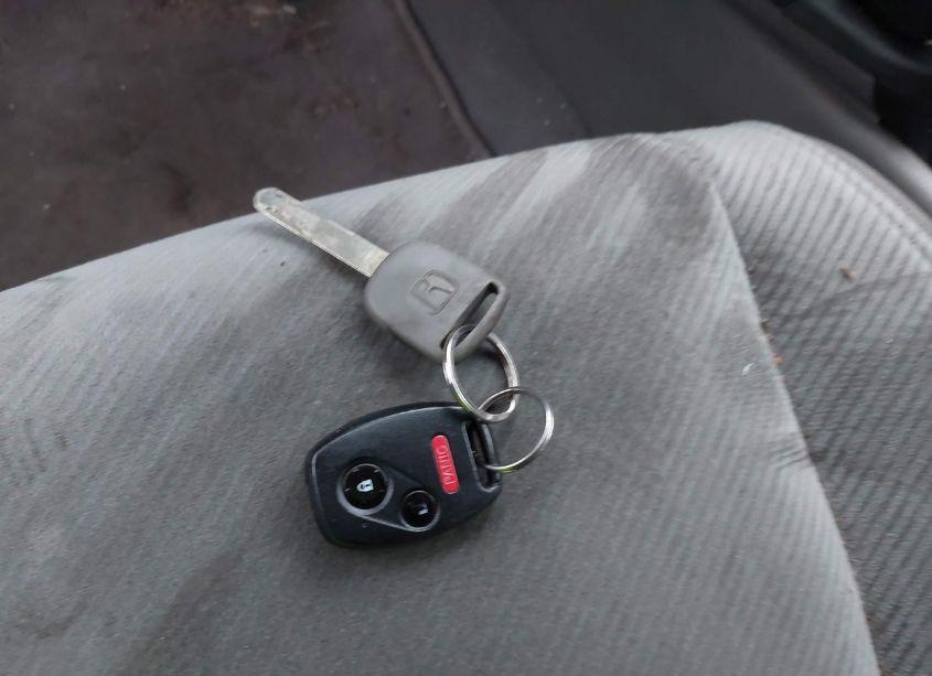 Photo 11 of 2010 Honda Civic LX (VIN 19XFA1F52AE083181)