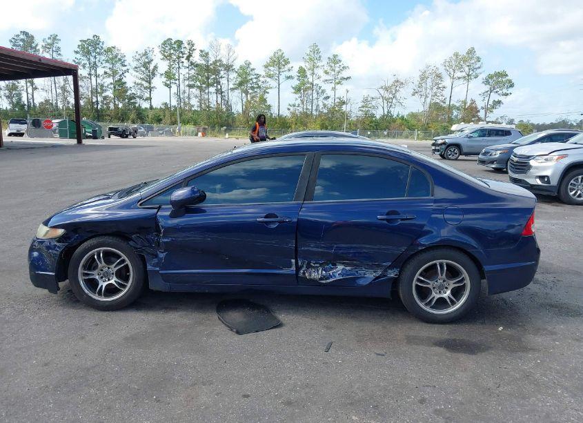 Photo 14 of 2011 Honda Civic LX (VIN 19XFA1F52BE010359)