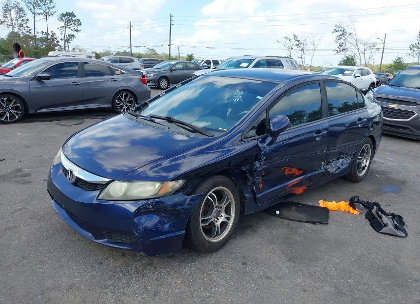Photo 2 of 2011 Honda Civic LX (VIN 19XFA1F52BE010359)