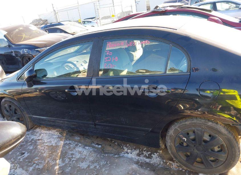 Photo 15 of 2011 Honda Civic LX (VIN 19XFA1F52BE010586)