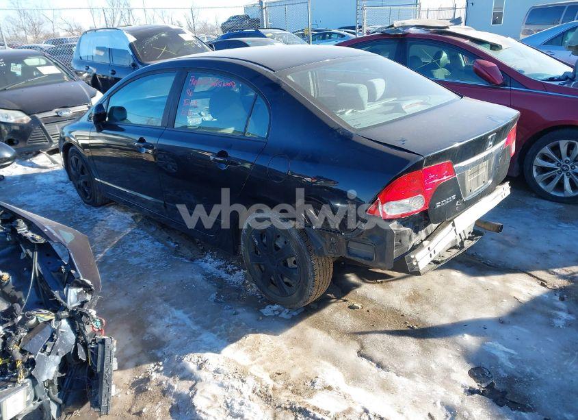 Photo 3 of 2011 Honda Civic LX (VIN 19XFA1F52BE010586)