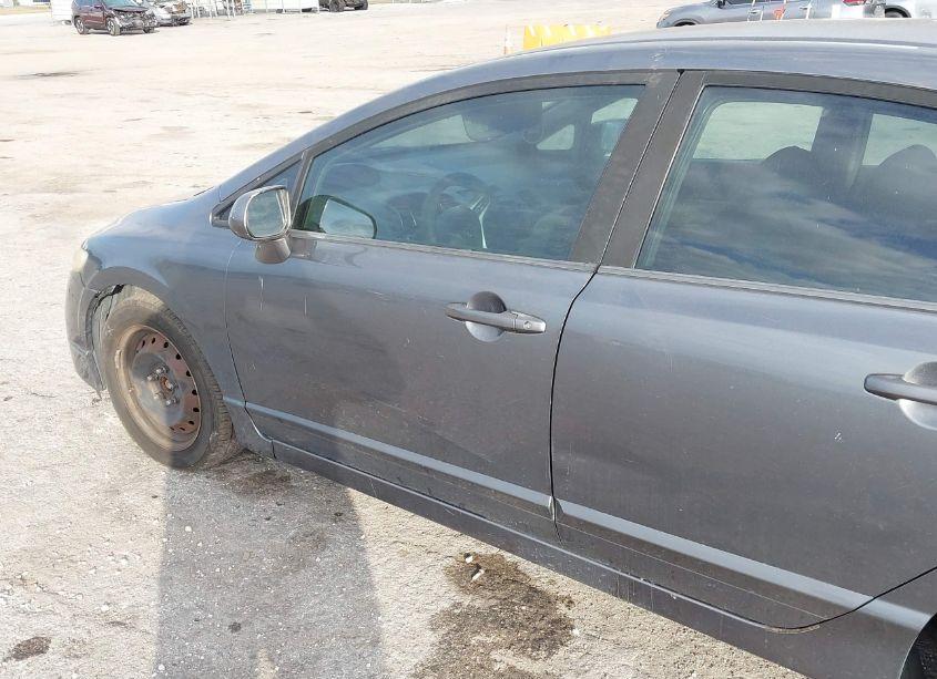 Photo 12 of 2011 Honda Civic LX (VIN 19XFA1F52BE017666)