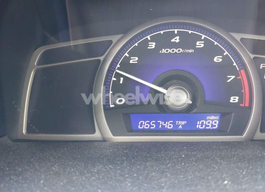 Photo 15 of 2011 Honda Civic LX (VIN 19XFA1F52BE025928)