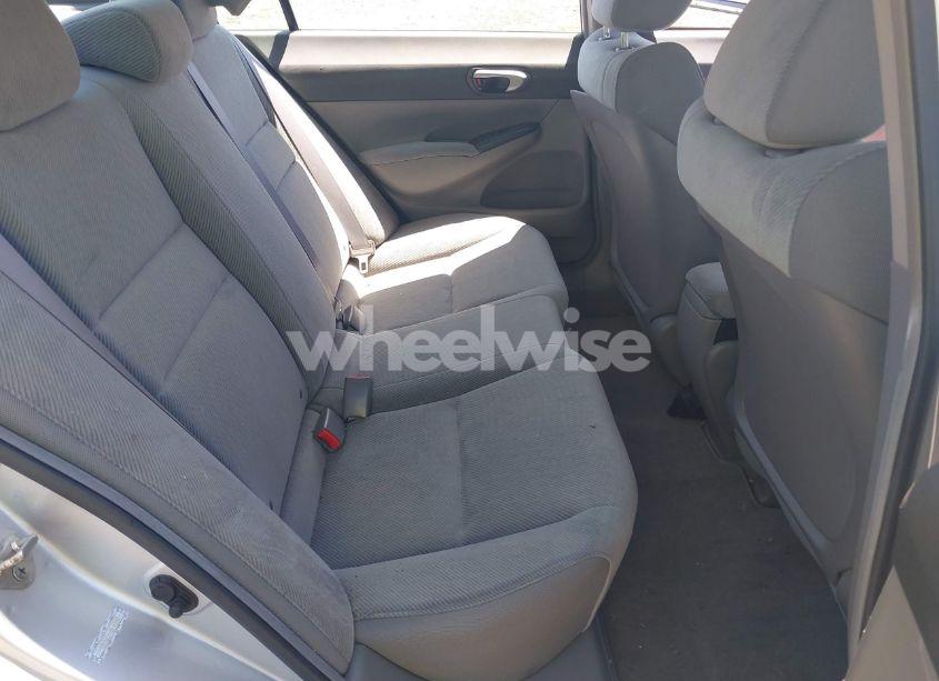 Photo 8 of 2011 Honda Civic LX (VIN 19XFA1F52BE038856)