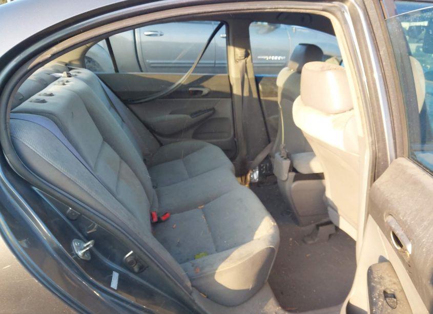 Photo 8 of 2011 Honda Civic LX (VIN 19XFA1F52BE049825)