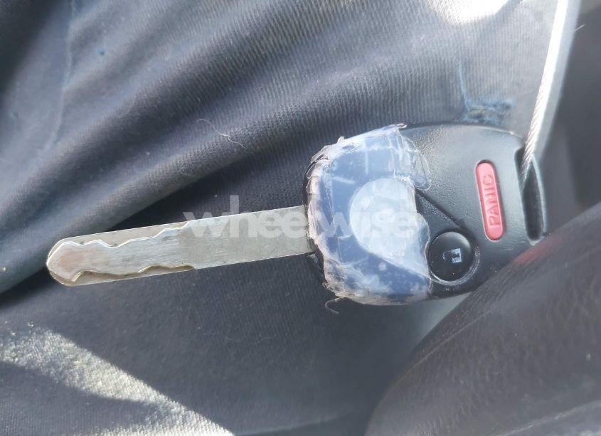 Photo 11 of 2010 Honda Civic LX (VIN 19XFA1F53AE008330)