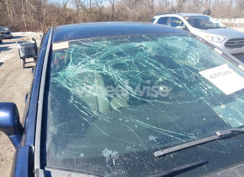 Photo 13 of 2010 Honda Civic LX (VIN 19XFA1F53AE008330)