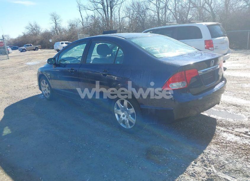 Photo 3 of 2010 Honda Civic LX (VIN 19XFA1F53AE008330)