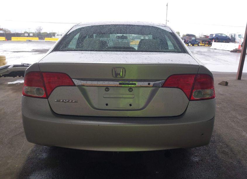 Photo 17 of 2010 Honda Civic LX (VIN 19XFA1F53AE058953)