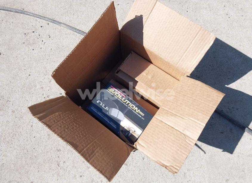 Photo 12 of 2010 Honda Civic LX (VIN 19XFA1F53AE086252)