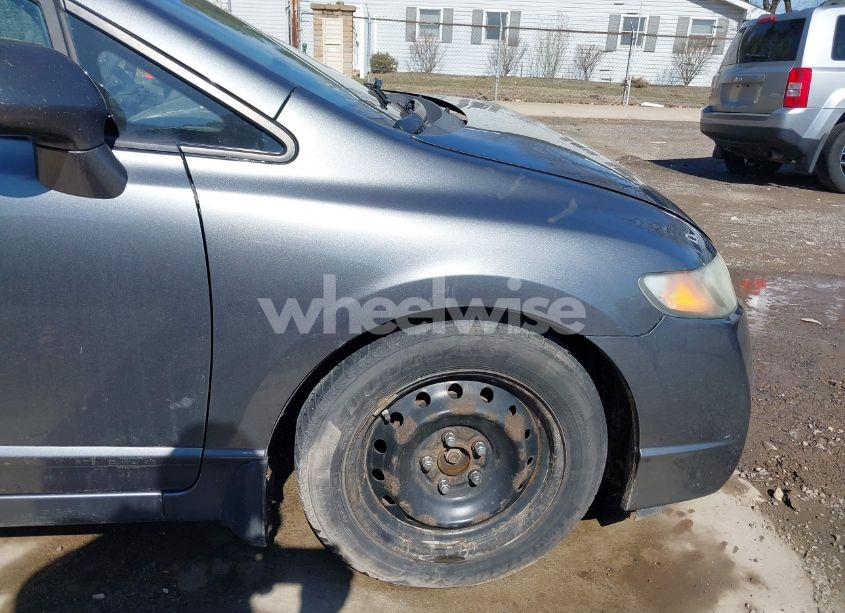 Photo 19 of 2010 Honda Civic LX (VIN 19XFA1F53AE086252)