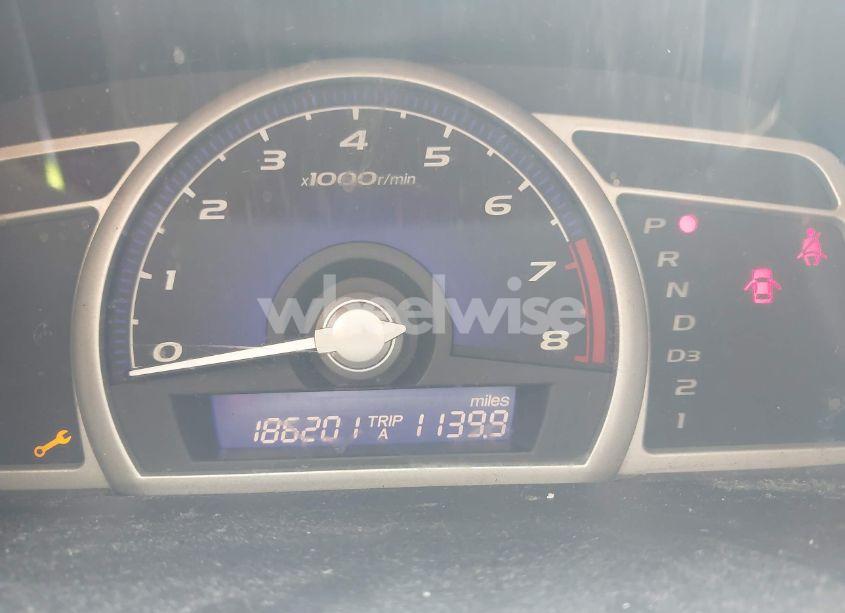 Photo 7 of 2011 Honda Civic LX (VIN 19XFA1F53BE016588)