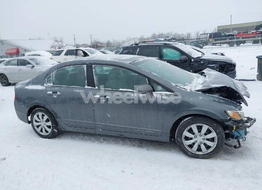 Photo 13 of 2011 Honda Civic LX (VIN 19XFA1F53BE017160)