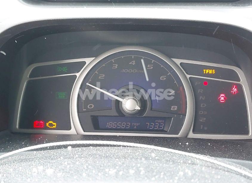 Photo 15 of 2011 Honda Civic LX (VIN 19XFA1F53BE017160)