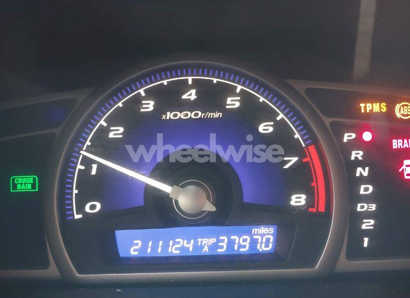 Photo 15 of 2011 Honda Civic LX (VIN 19XFA1F53BE018907)