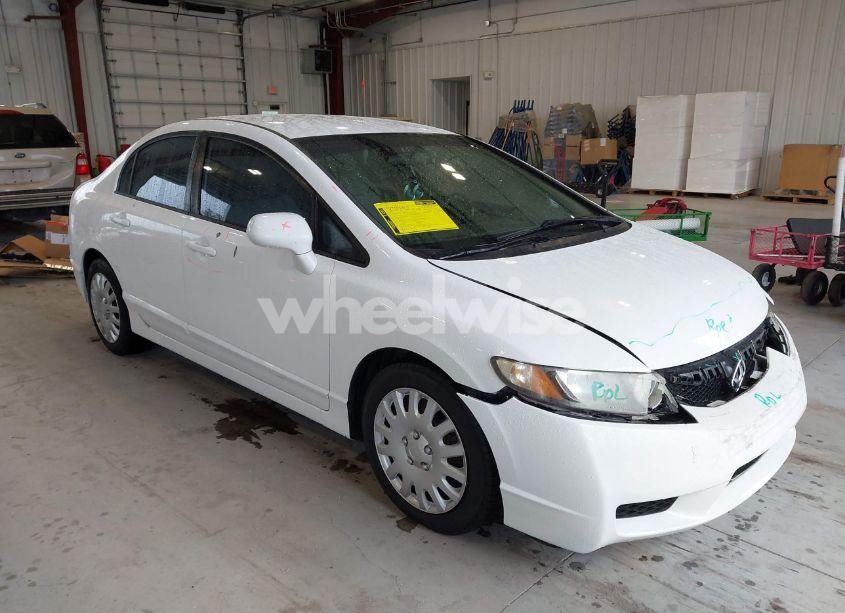 2011 Honda Civic LX (VIN 19XFA1F53BE033455) main photo