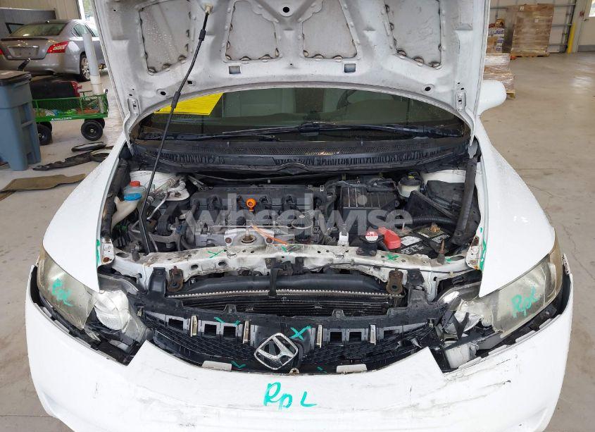 Photo 10 of 2011 Honda Civic LX (VIN 19XFA1F53BE033455)