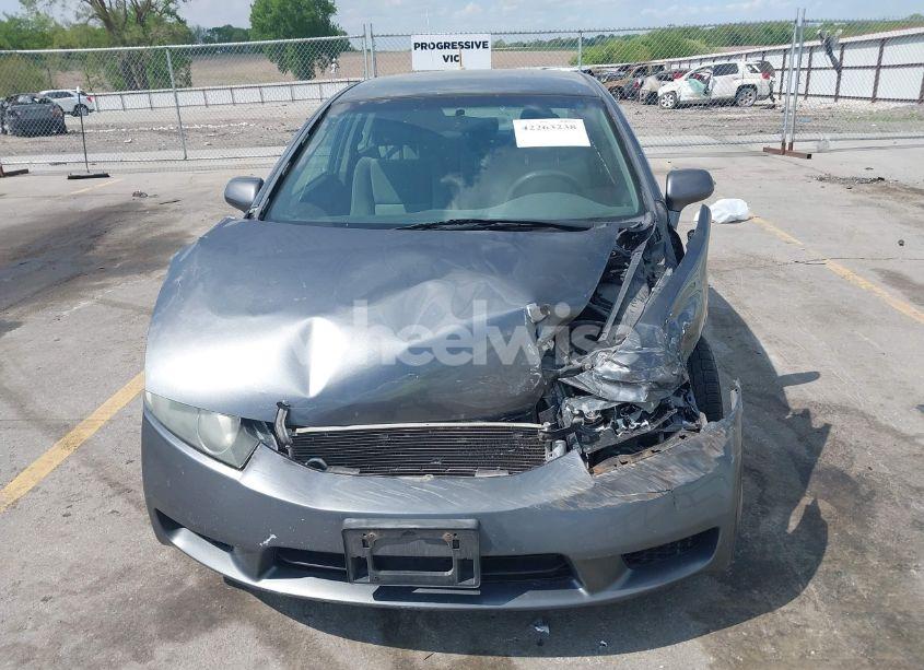 Photo 12 of 2011 Honda Civic LX (VIN 19XFA1F53BE049798)
