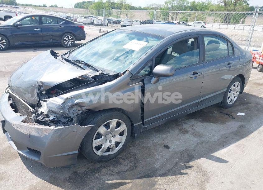 Photo 2 of 2011 Honda Civic LX (VIN 19XFA1F53BE049798)