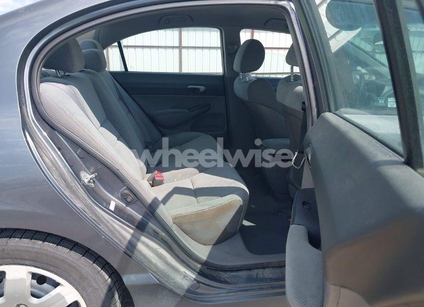 Photo 8 of 2011 Honda Civic LX (VIN 19XFA1F53BE049798)