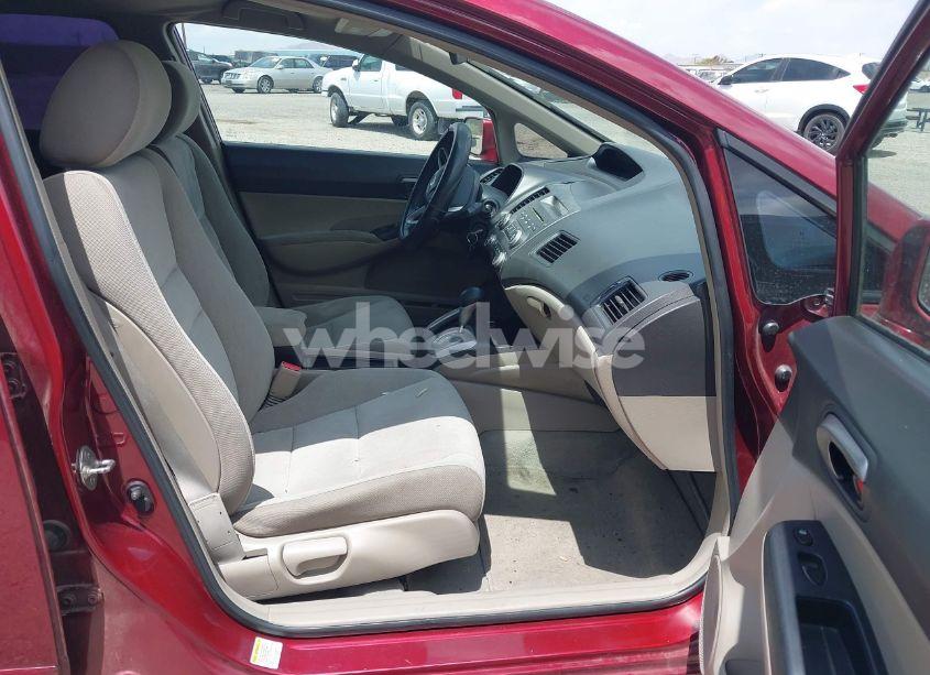 Photo 5 of 2010 Honda Civic LX (VIN 19XFA1F54AE043880)