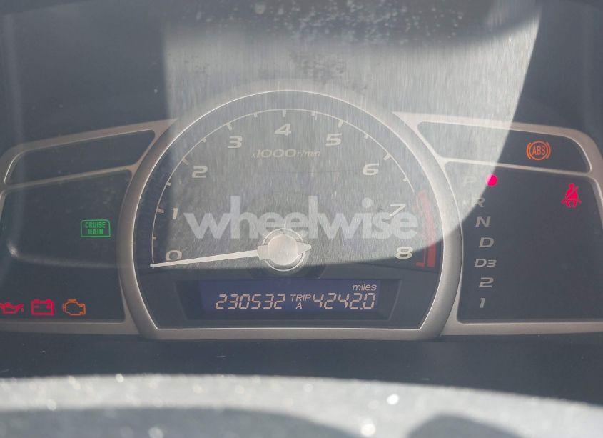 Photo 7 of 2010 Honda Civic LX (VIN 19XFA1F54AE043880)