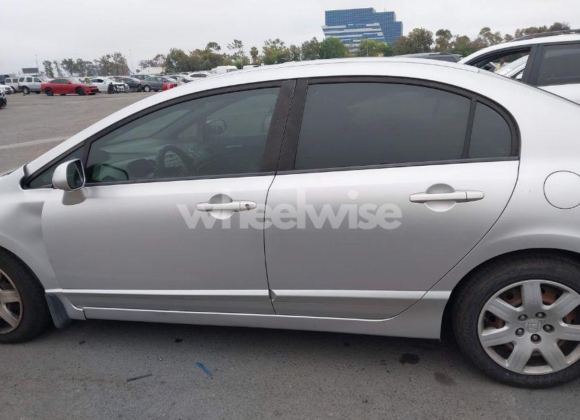 Photo 14 of 2010 Honda Civic LX (VIN 19XFA1F54AE048495)