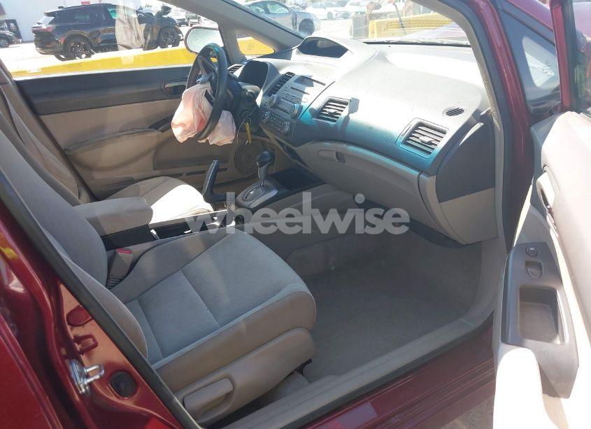 Photo 5 of 2010 Honda Civic LX (VIN 19XFA1F54AE057116)