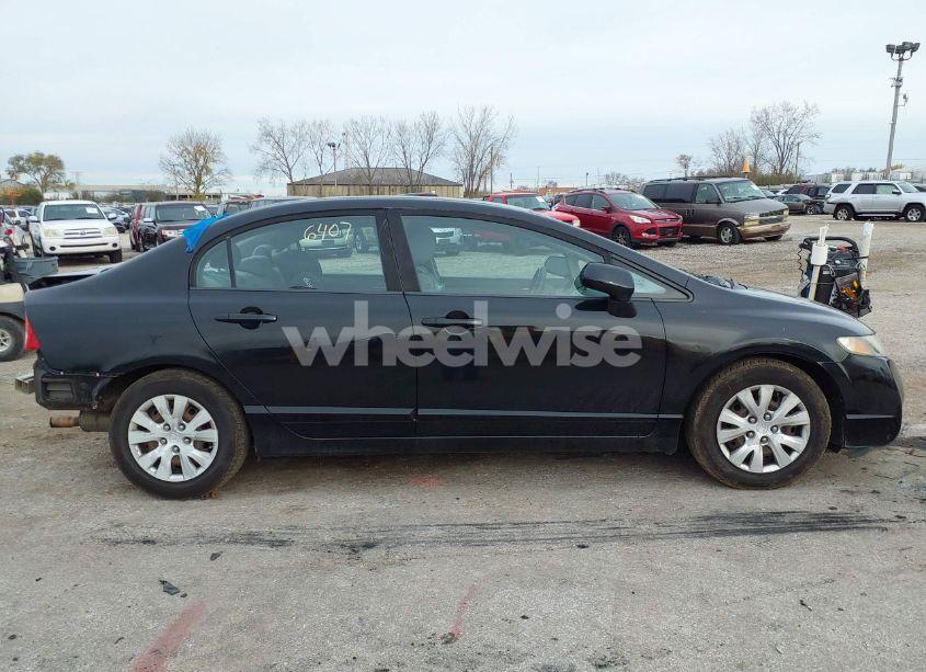 Photo 14 of 2010 Honda Civic LX (VIN 19XFA1F54AE066656)