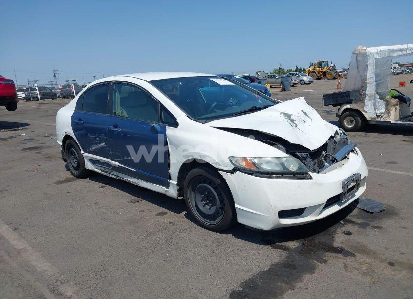 2010 Honda Civic LX (VIN 19XFA1F54AE074725) main photo