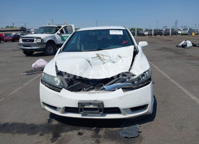 Photo 11 of 2010 Honda Civic LX (VIN 19XFA1F54AE074725)
