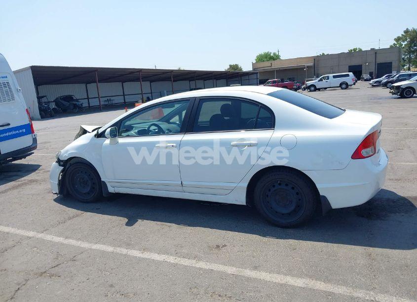 Photo 13 of 2010 Honda Civic LX (VIN 19XFA1F54AE074725)