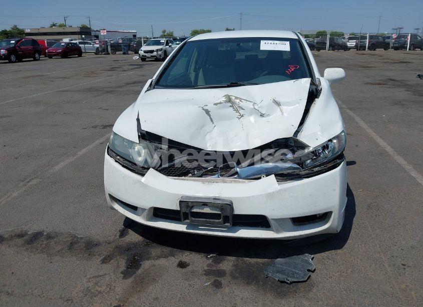 Photo 6 of 2010 Honda Civic LX (VIN 19XFA1F54AE074725)