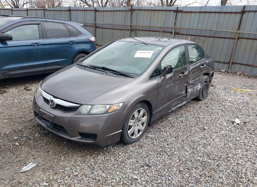 Photo 2 of 2011 Honda Civic LX (VIN 19XFA1F54BE009682)