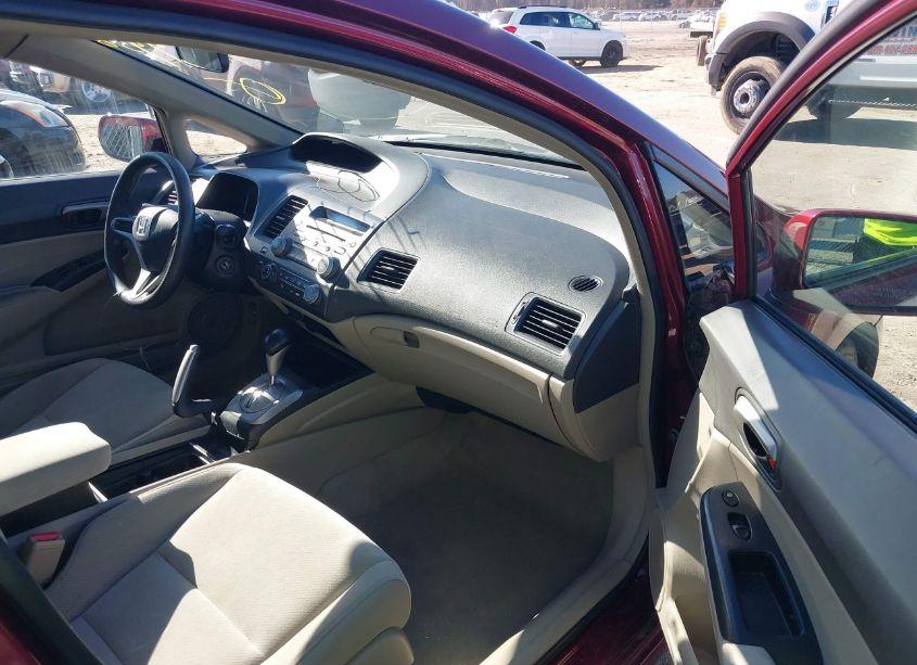 Photo 5 of 2011 Honda Civic LX (VIN 19XFA1F54BE021539)