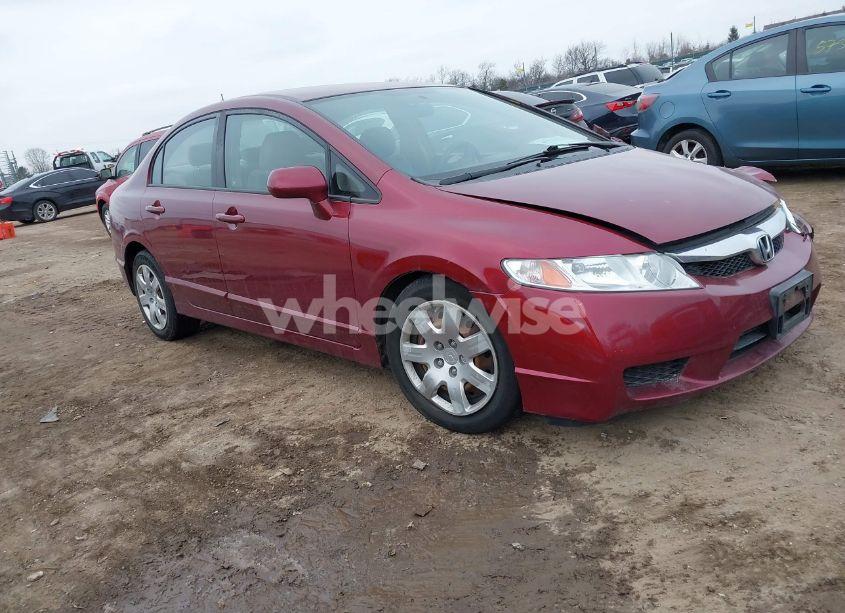 2010 Honda Civic LX (VIN 19XFA1F55AE020561) main photo
