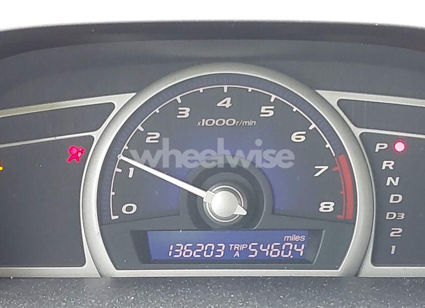 Photo 15 of 2010 Honda Civic LX (VIN 19XFA1F55AE020561)