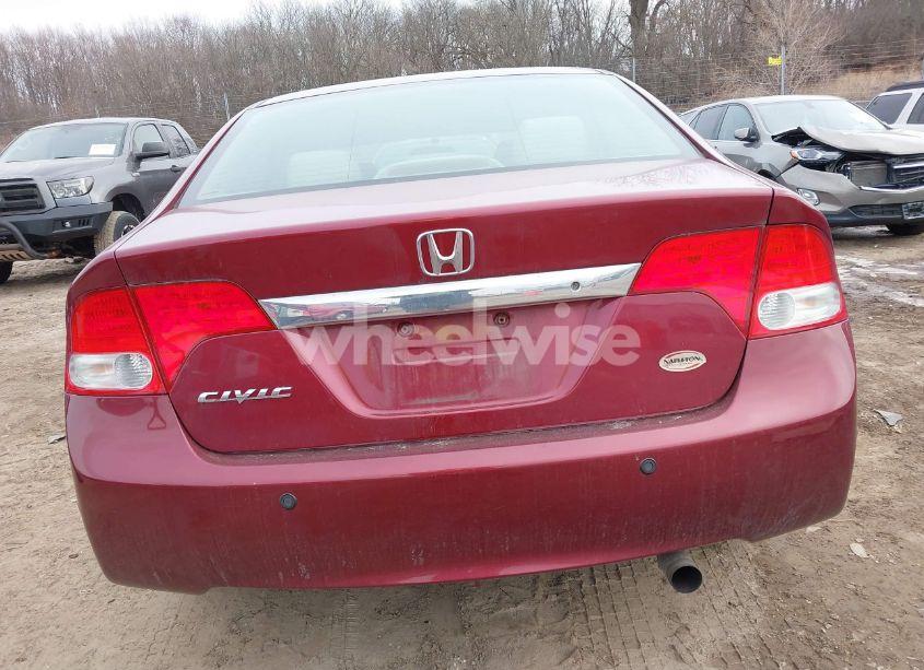 Photo 16 of 2010 Honda Civic LX (VIN 19XFA1F55AE020561)