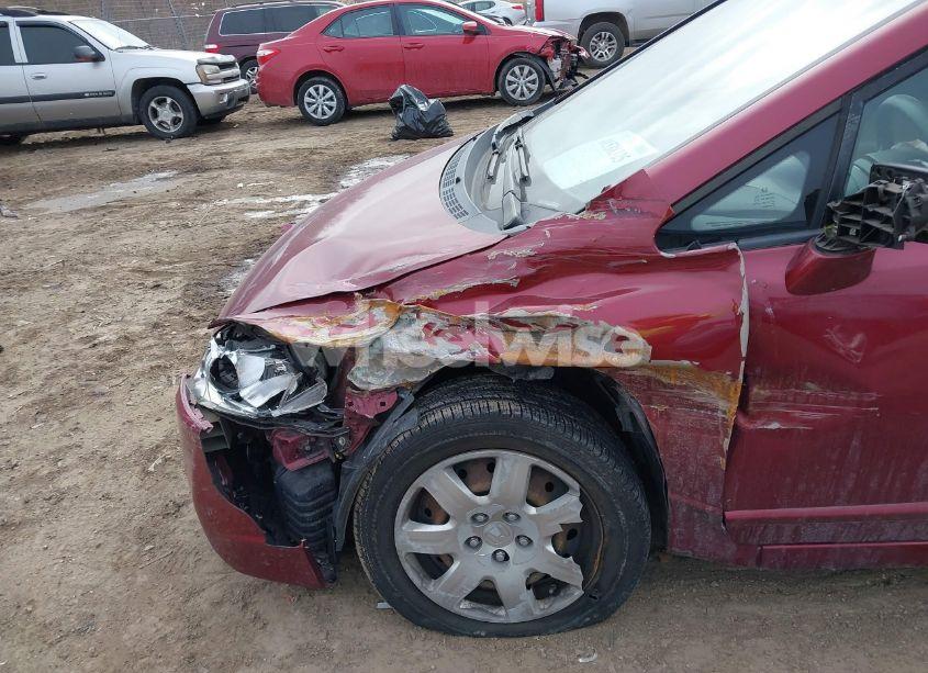 Photo 6 of 2010 Honda Civic LX (VIN 19XFA1F55AE020561)