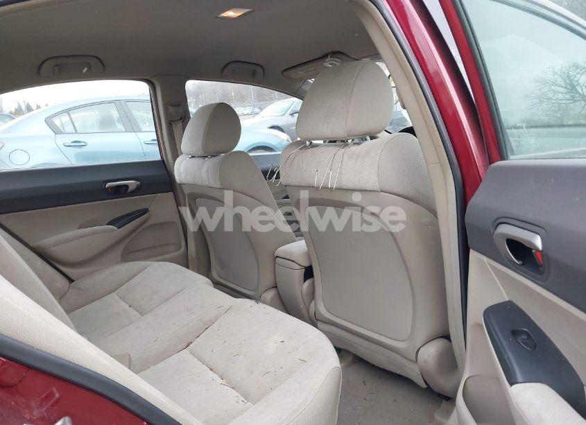 Photo 8 of 2010 Honda Civic LX (VIN 19XFA1F55AE020561)