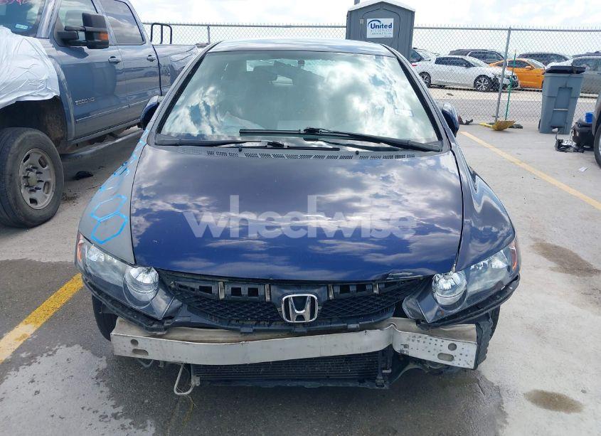 Photo 6 of 2010 Honda Civic LX (VIN 19XFA1F55AE056282)