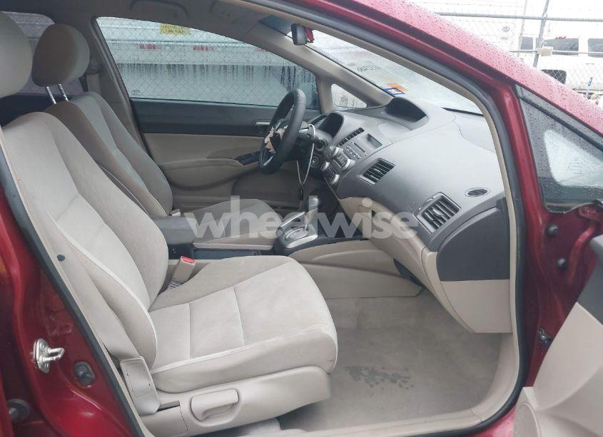 Photo 5 of 2011 Honda Civic LX (VIN 19XFA1F55BE002580)