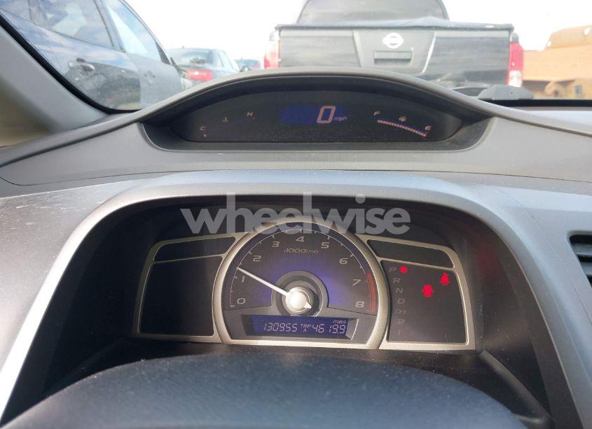 Photo 15 of 2011 Honda Civic LX (VIN 19XFA1F55BE010467)