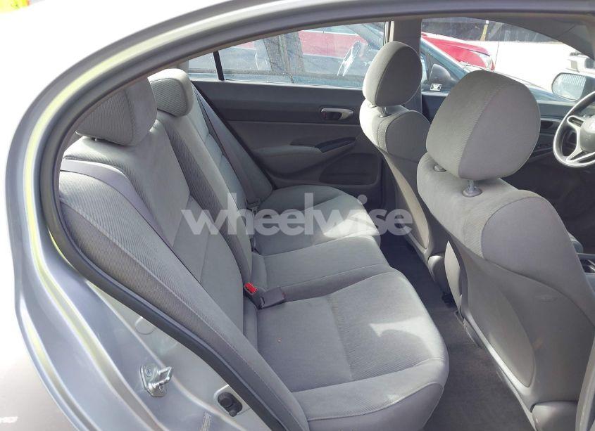 Photo 8 of 2011 Honda Civic LX (VIN 19XFA1F55BE010467)