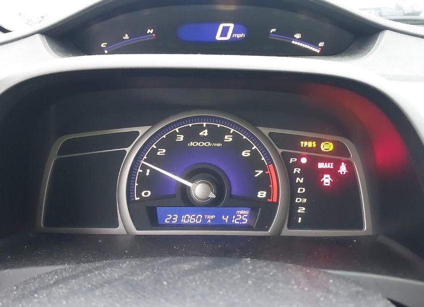 Photo 7 of 2011 Honda Civic LX (VIN 19XFA1F55BE017631)